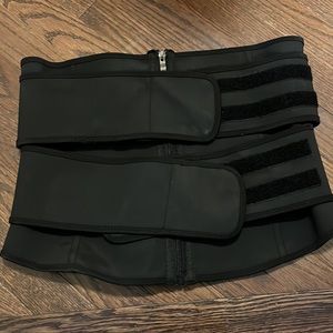Double band waist trainer